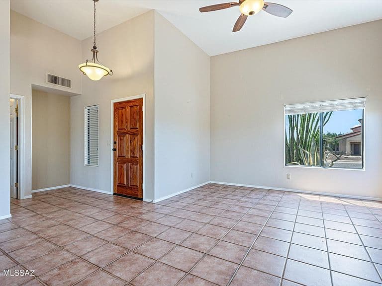 765 S Shadowtree Pl photo 5