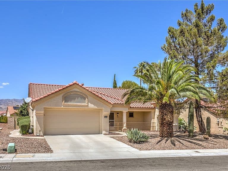 3105 Hidden Treasure Dr photo 2