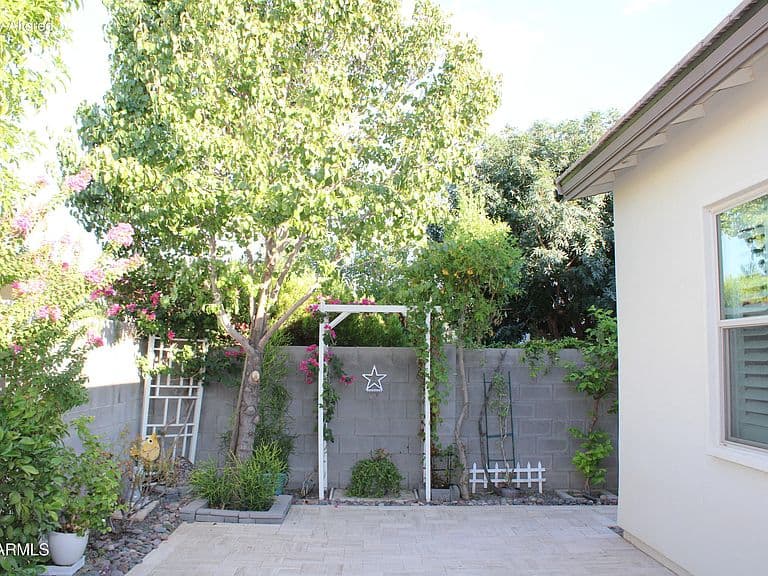 22788 E Poco Calle -- photo 3