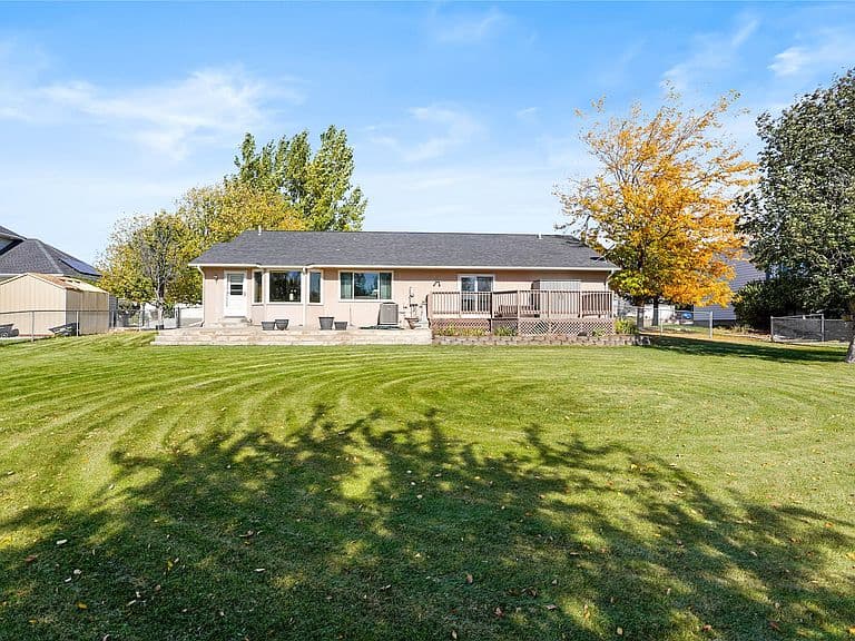 1239 Ranchview Rd photo 2