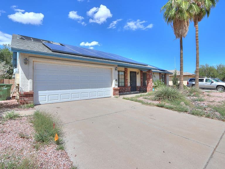 420 E DUKE Drive photo 4