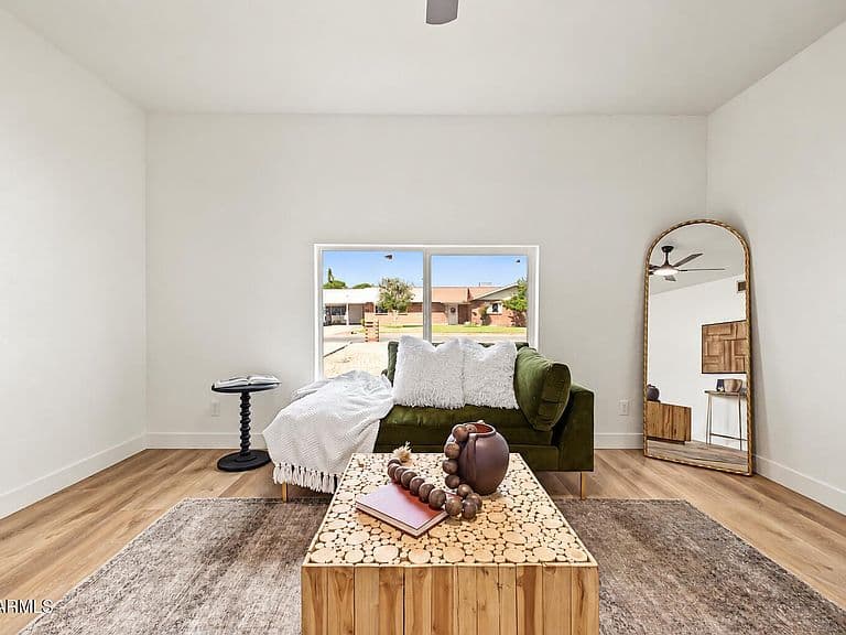 3645 E ARCADIA Avenue photo 4