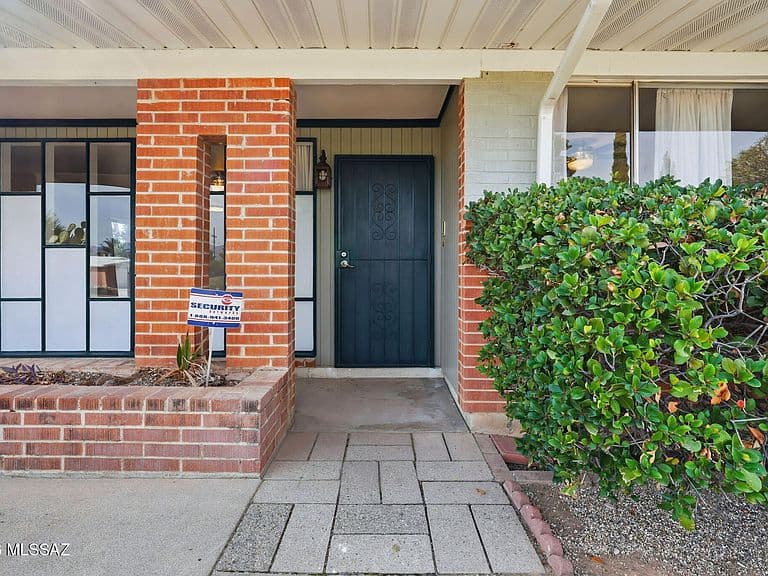 8276 E Koralee Pl photo 4