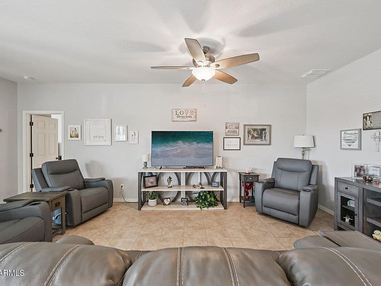 14341 W DAHLIA Drive photo 4