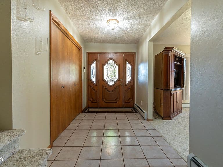922 W Capitol Ave photo 4