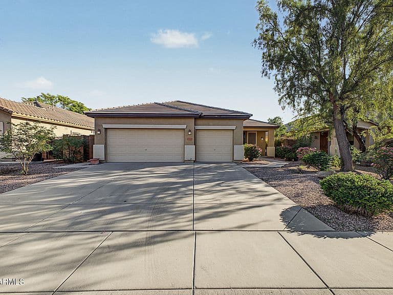 8567 W BROWN Street photo 1