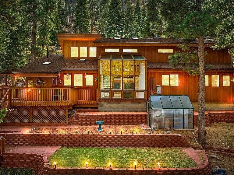 4095 Tyrol Way photo 1