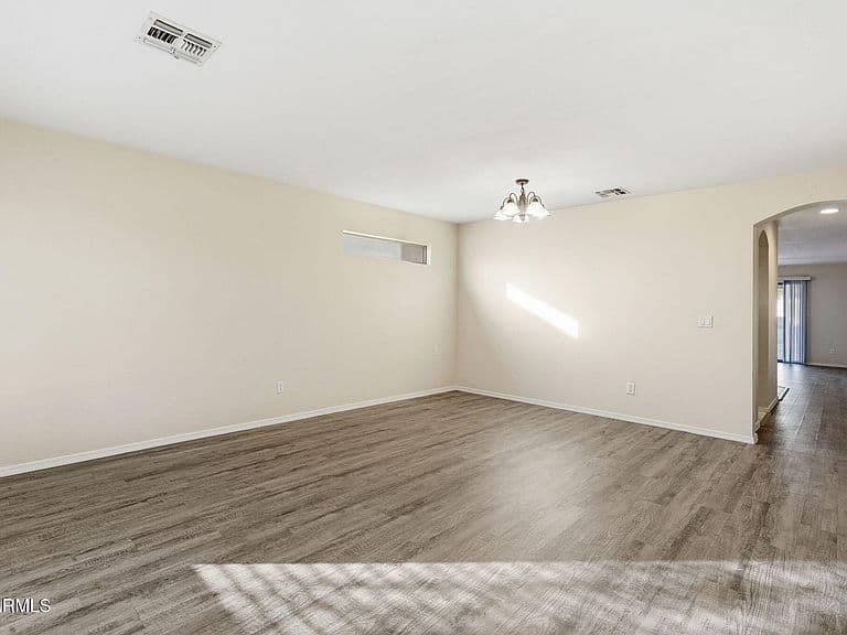 6782 W Rowel Rd photo 4