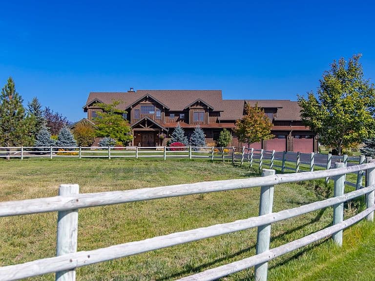 1729 Spring Prairie Ranch Rd photo 3