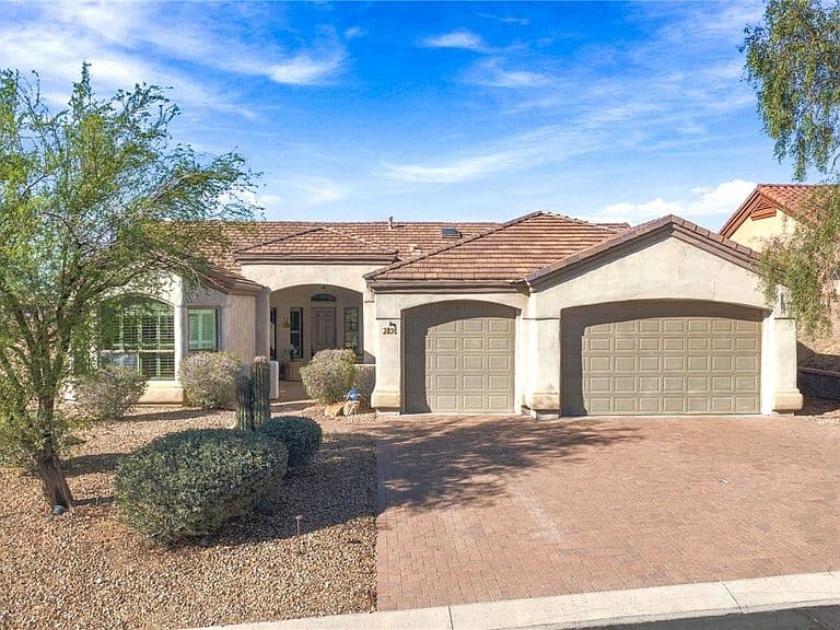 2891 Fort Mojave Drive photo 2