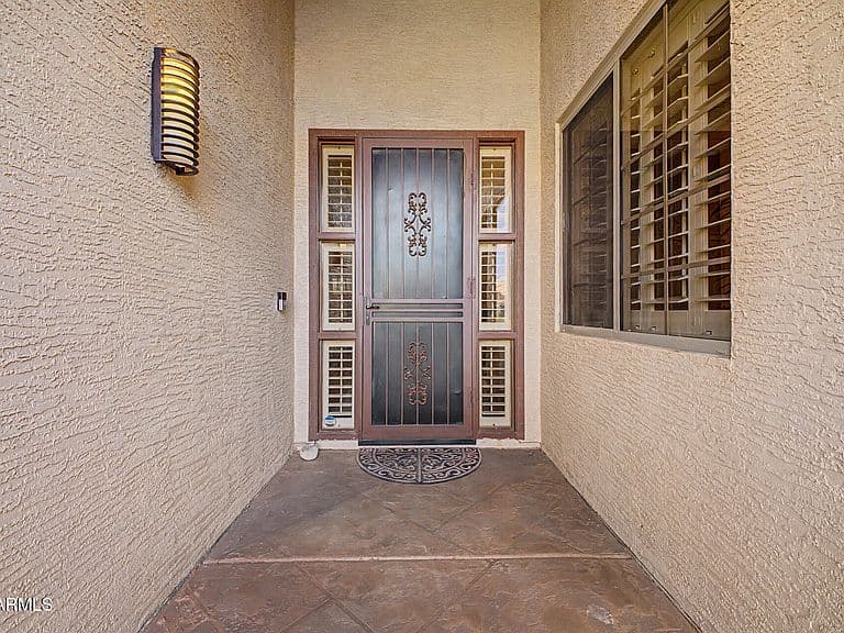 9841 E EMERALD Drive photo 4