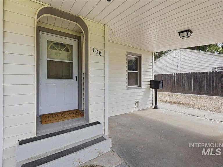 308 S Garland St photo 3