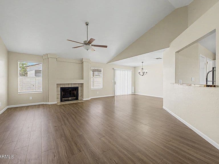3612 W FAIRVIEW Lane photo 4