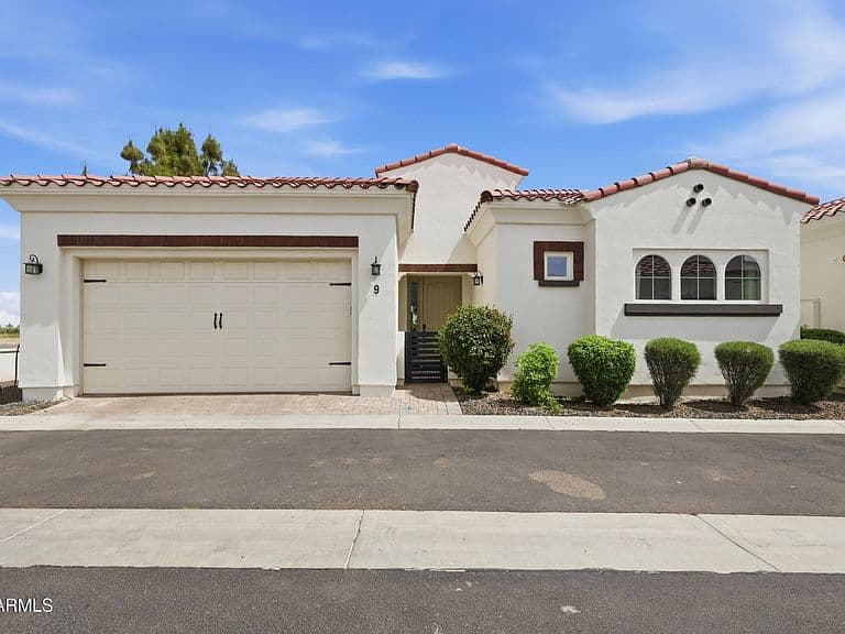 2777 W QUEEN CREEK Road #9 photo 1