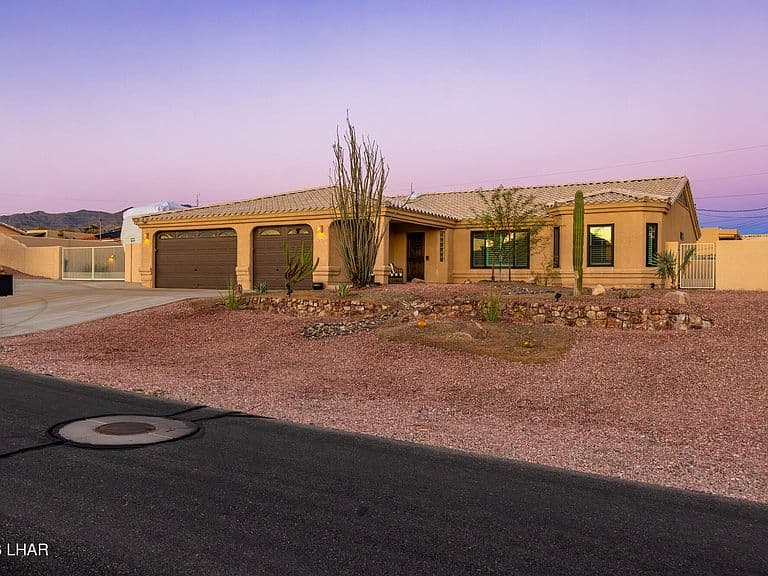 3692 Indian Peak Dr photo 2
