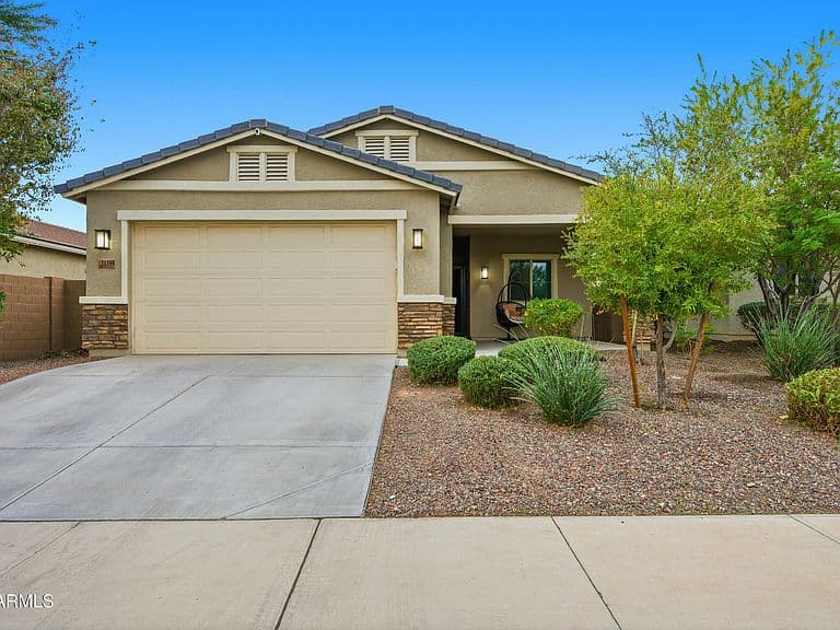 21359 W ALVARADO Road photo 1