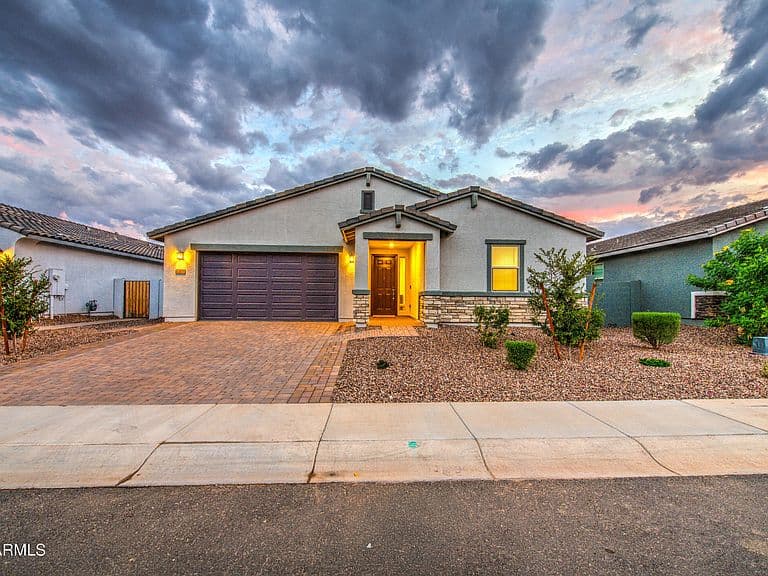 4811 W HUNTER Trail photo 2