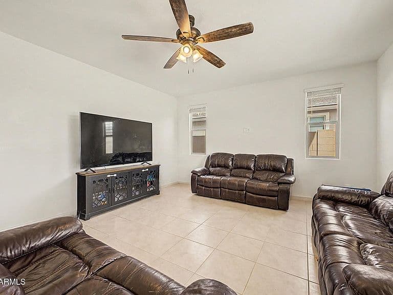 40191 W JAMES Lane photo 5