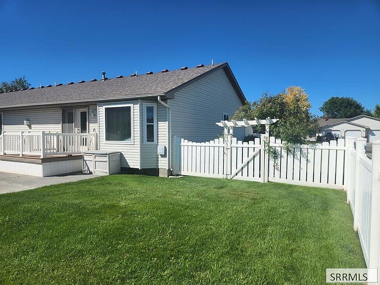 3557 S Stonegate Dr photo 4