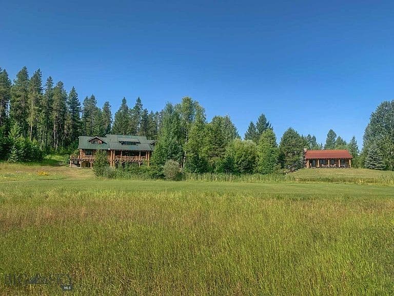300 Desert Lodge Rd photo 3