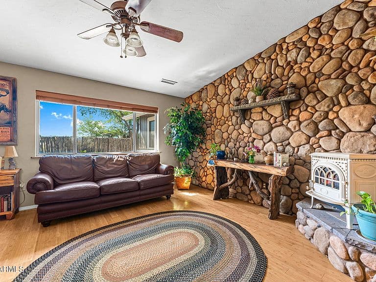 3887 N Reed Road photo 4