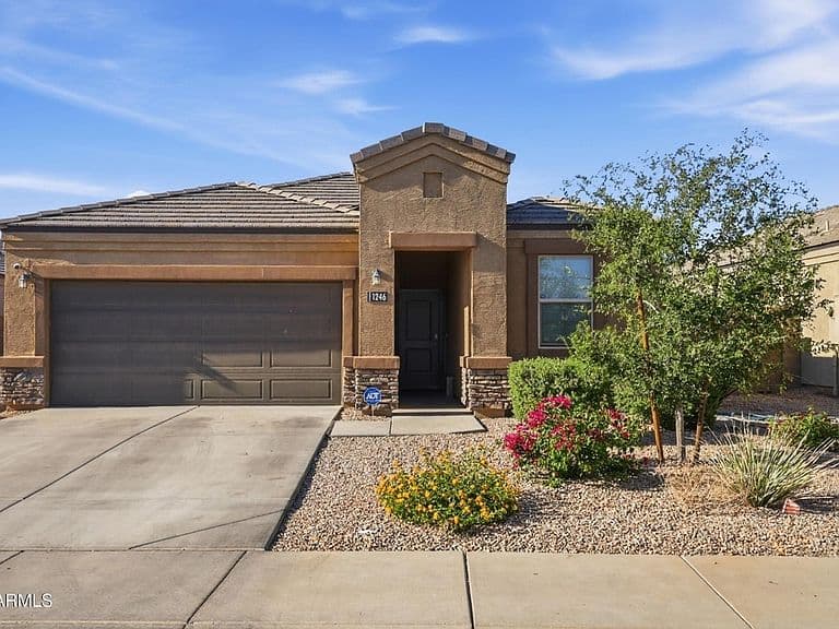 1246 E ELAINE Street photo 1