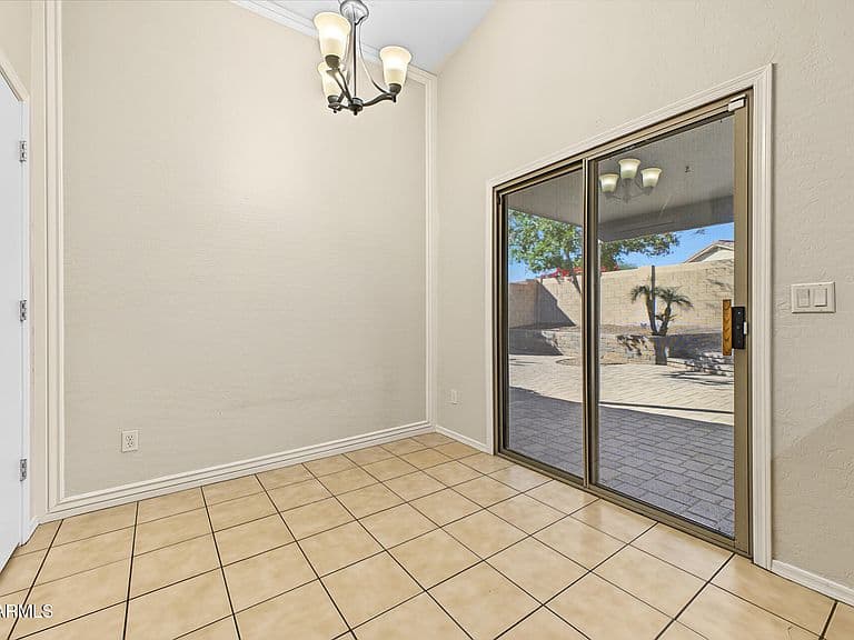 13836 N 147TH Lane photo 5