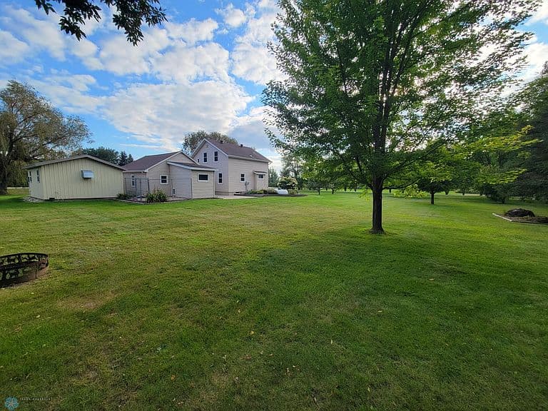 551 Wall Ave photo 5
