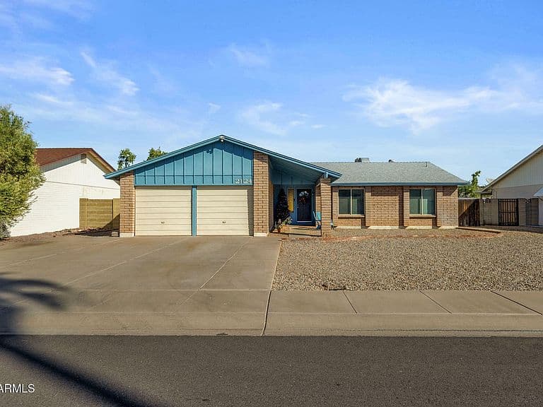 2124 E COLGATE Drive photo 1