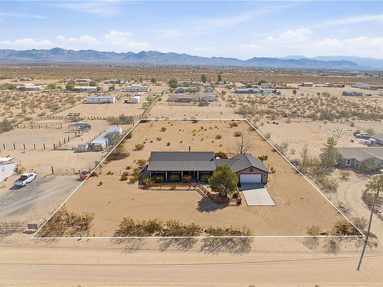 3686 N Mormon Flat Road photo 2