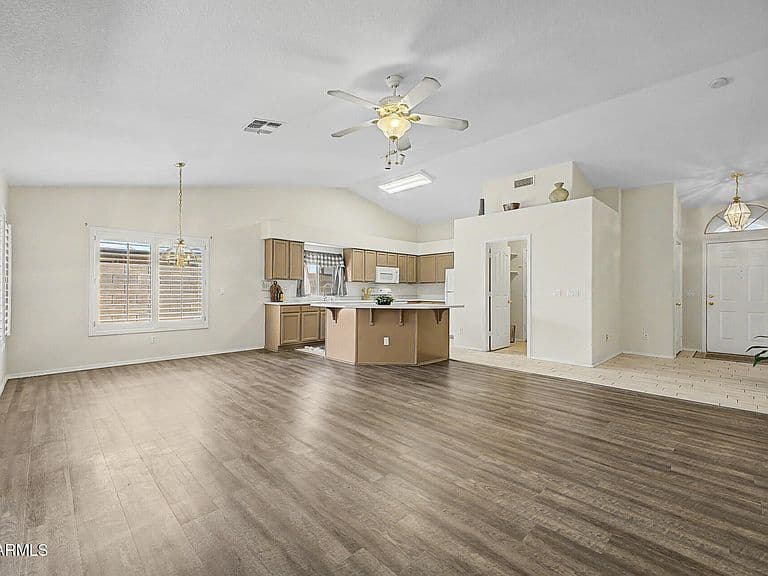 15654 N ULRICH Way photo 5
