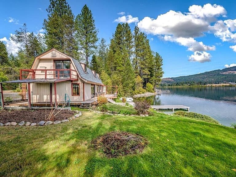 15751 Dufort Rd photo 1