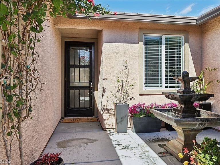 10414 Hemingway Ct photo 5