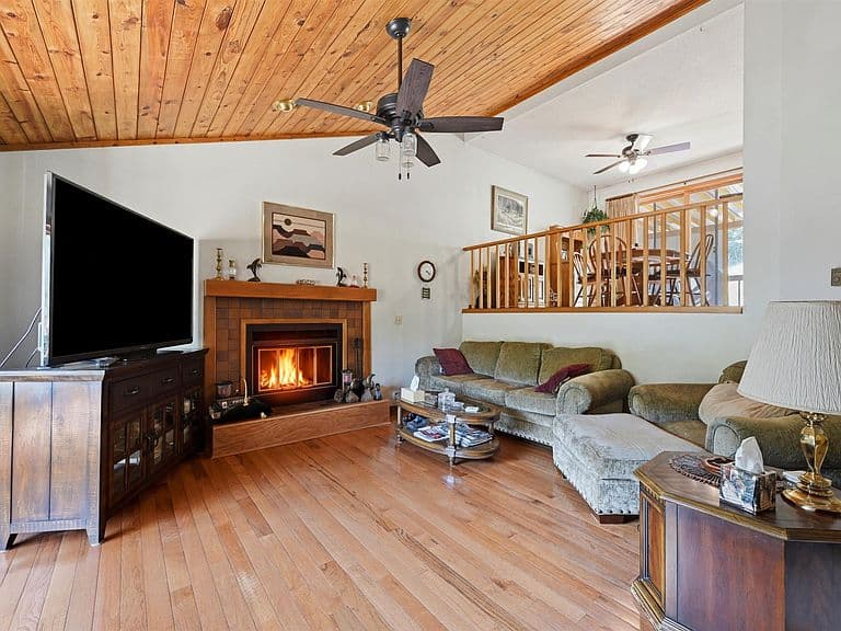 11784 W Highway 44 photo 5