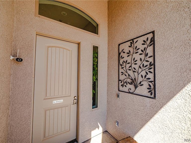 3391 Amanda Avenue photo 3