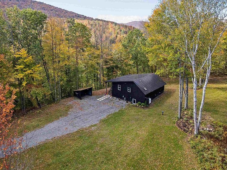 139 Doe Hill Way photo 5