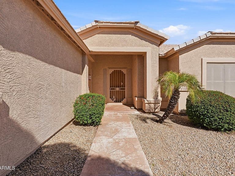 1150 E WESTCHESTER Drive photo 3