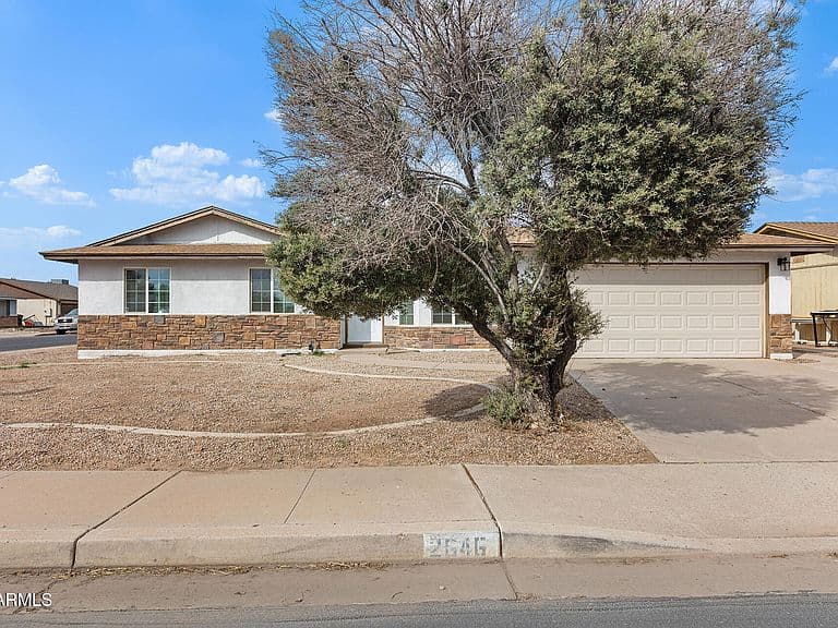 2646 E IMPALA Avenue photo 5