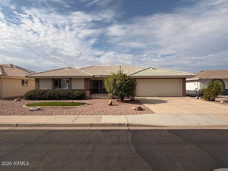 7941 E NAVARRO Avenue photo 1