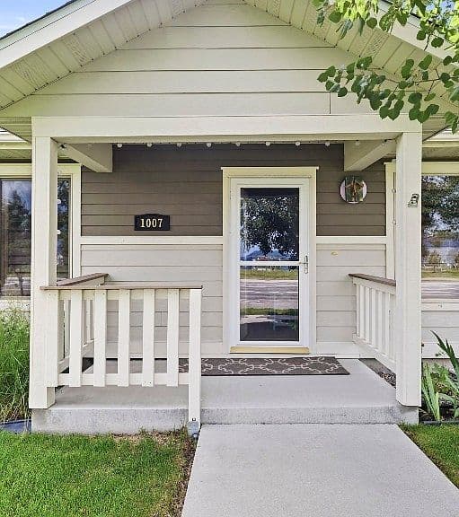 1007 N Cottonwood Rd photo 2