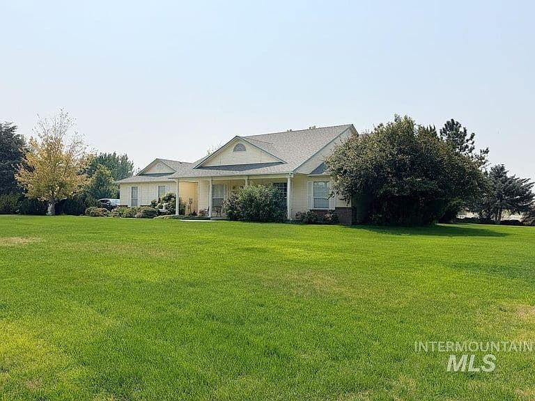 5875 Diamond Ridge Way photo 2