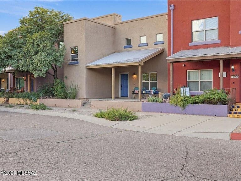 5318 S Civano Blvd photo 1