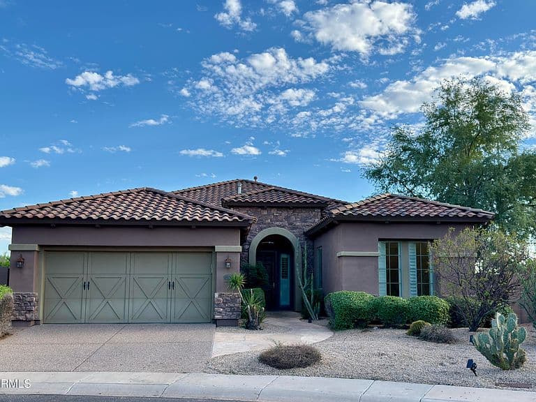 22217 N FREEMONT Road photo 1