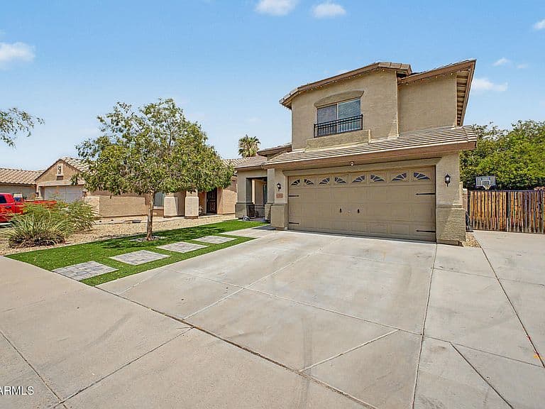 11313 W LINCOLN Street photo 4