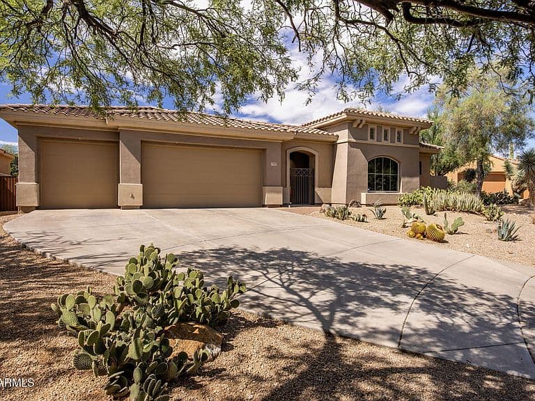 7272 Jematell Lane photo 3
