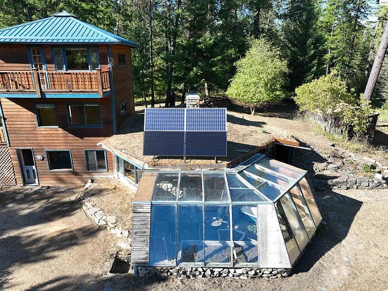388 Coyote Way photo 4