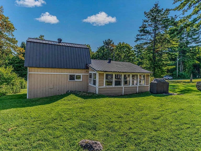 70 Ledge Road photo 3