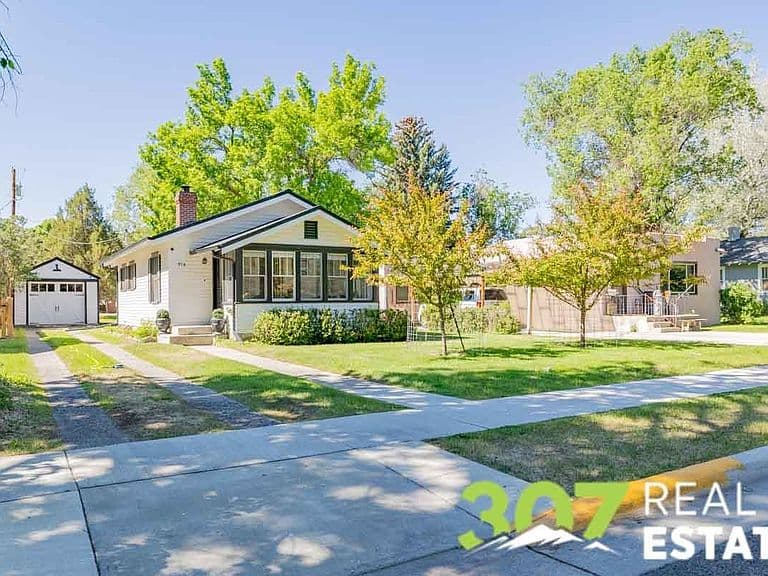 916 Canyon Ave photo 4