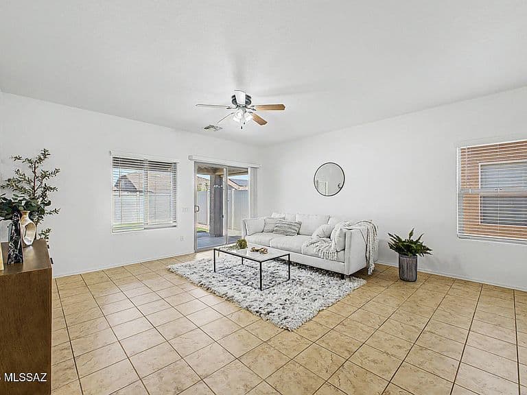 21158 E Treasure Rd photo 5