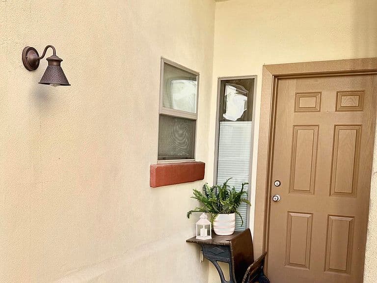 1753 E LIBRA Drive photo 4